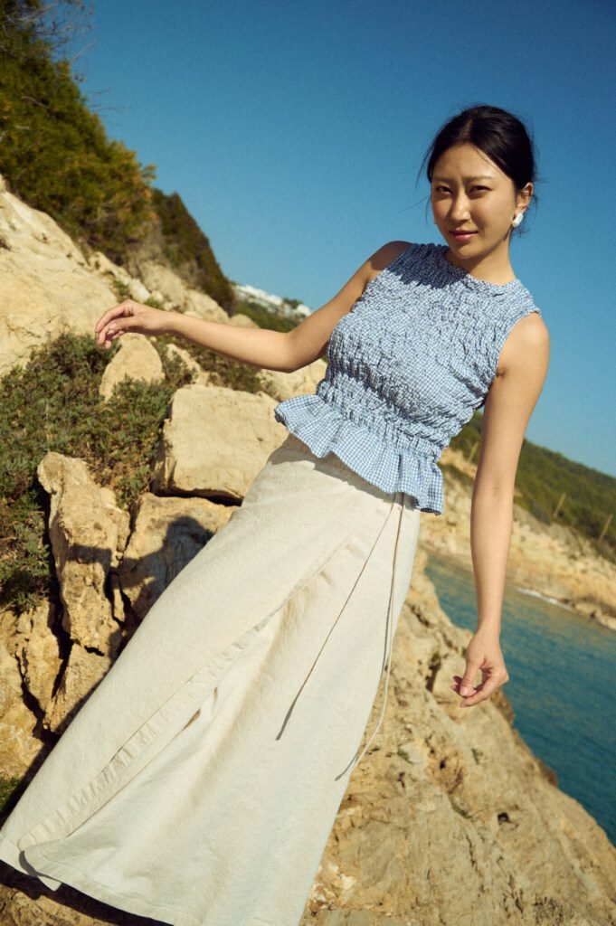 Best Linen Summer Dresses in neutral tones for hot weather styling